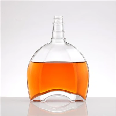 Sklenená fľaša na whisky s korkom