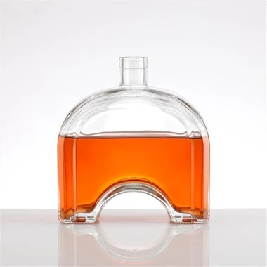 700 ml sklenená fľaša na whisky