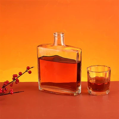 Štvorcová plochá fľaša Brandy Sklenená fľaša 700ml