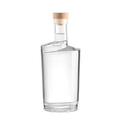 Číre štvorcové sklenené fľaše Spirit 500 ml